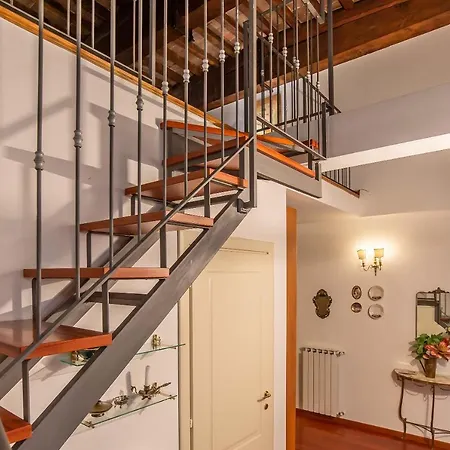 Mdr Antinori Apartmán *